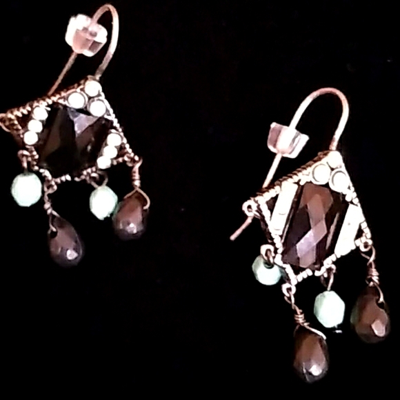 NEW. Necklace earrings and bracelet - Picture 2 of 6